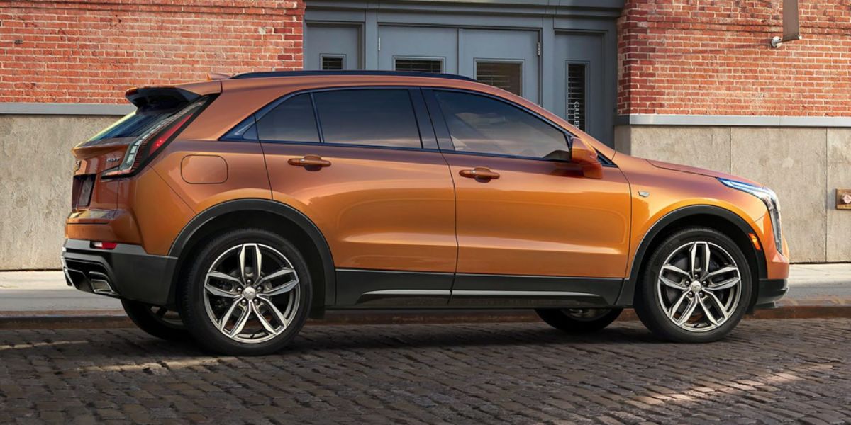 2021 Cadillac XT4 Premium Luxury SUV_res.jpeg
