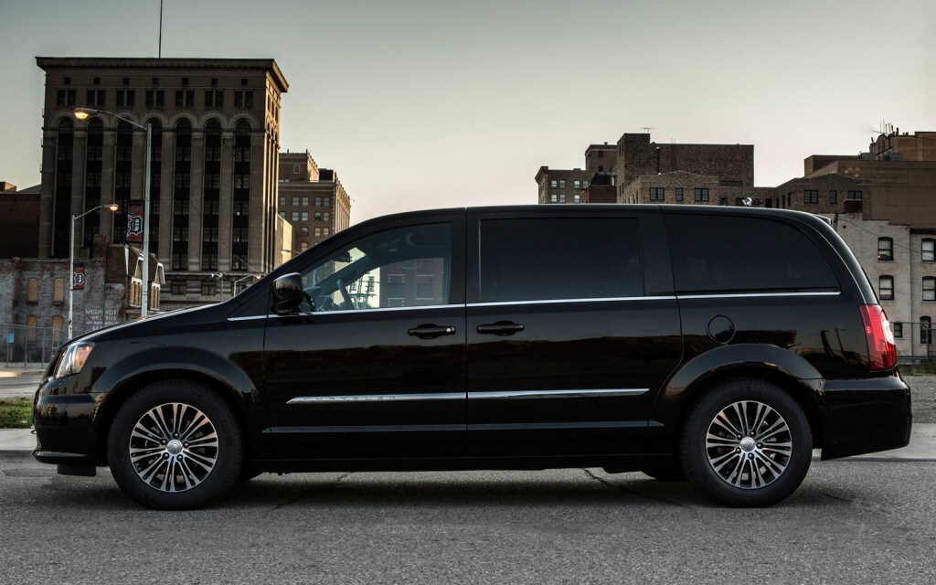 2013 Town and Country.jpg
