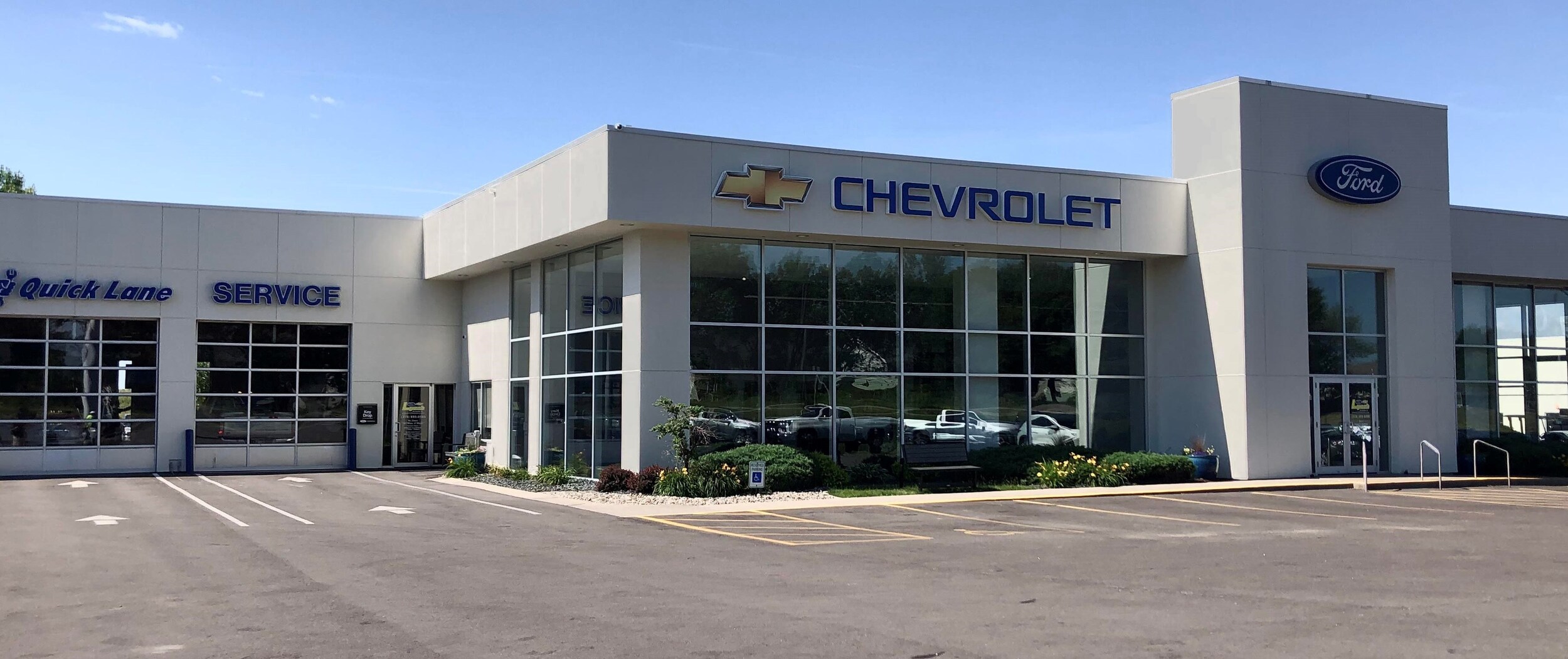 Dealership Photo 2021v2.jpg