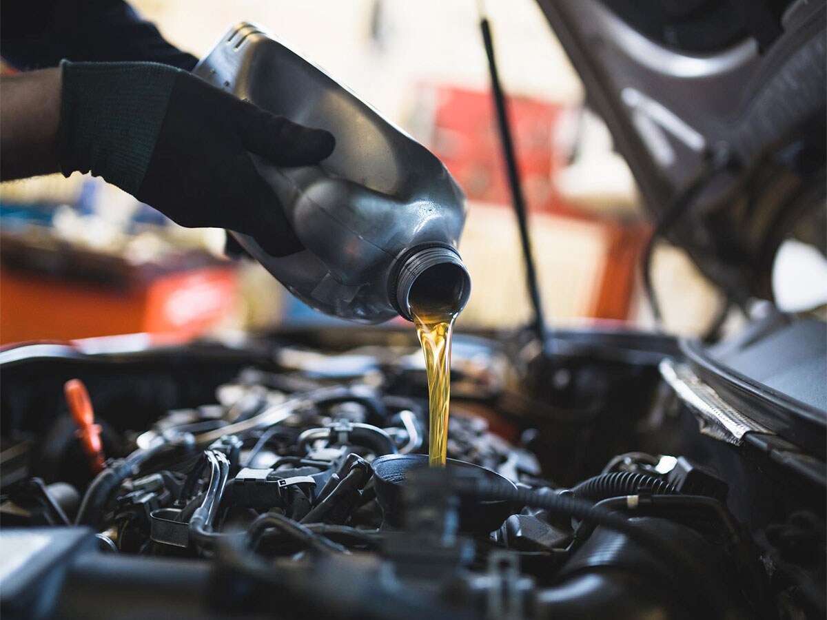 types-of-oil-changes-1200x900.jpg