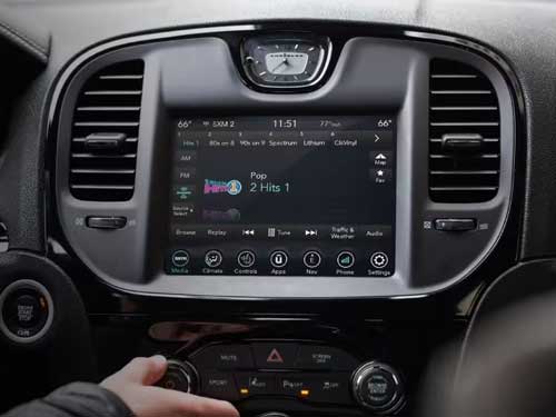 2023 Chrysler 300 touchscreen display