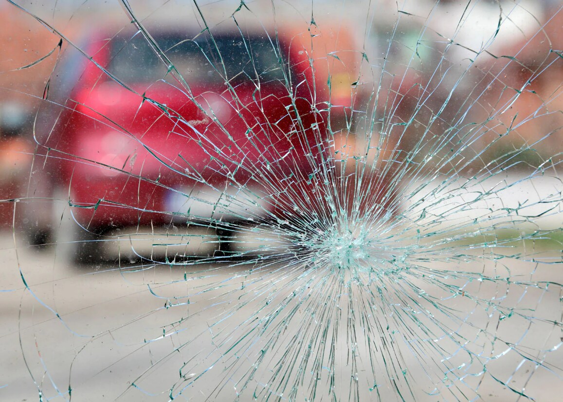 windshield repair .png