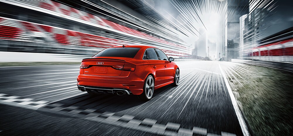 MY18-RS3-Ext-Quattro-w-Dynamic-Plus-Pkg_Rear-Angle_Catalunya-Red-Metallic_web.png