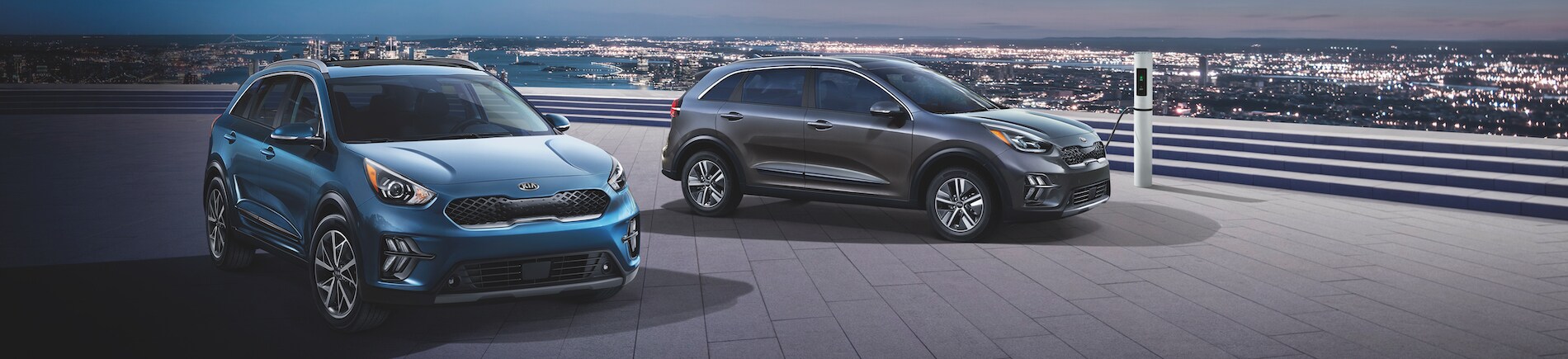 2020 Niro HEV Touring and 2020 Niro PHEV EX Premium