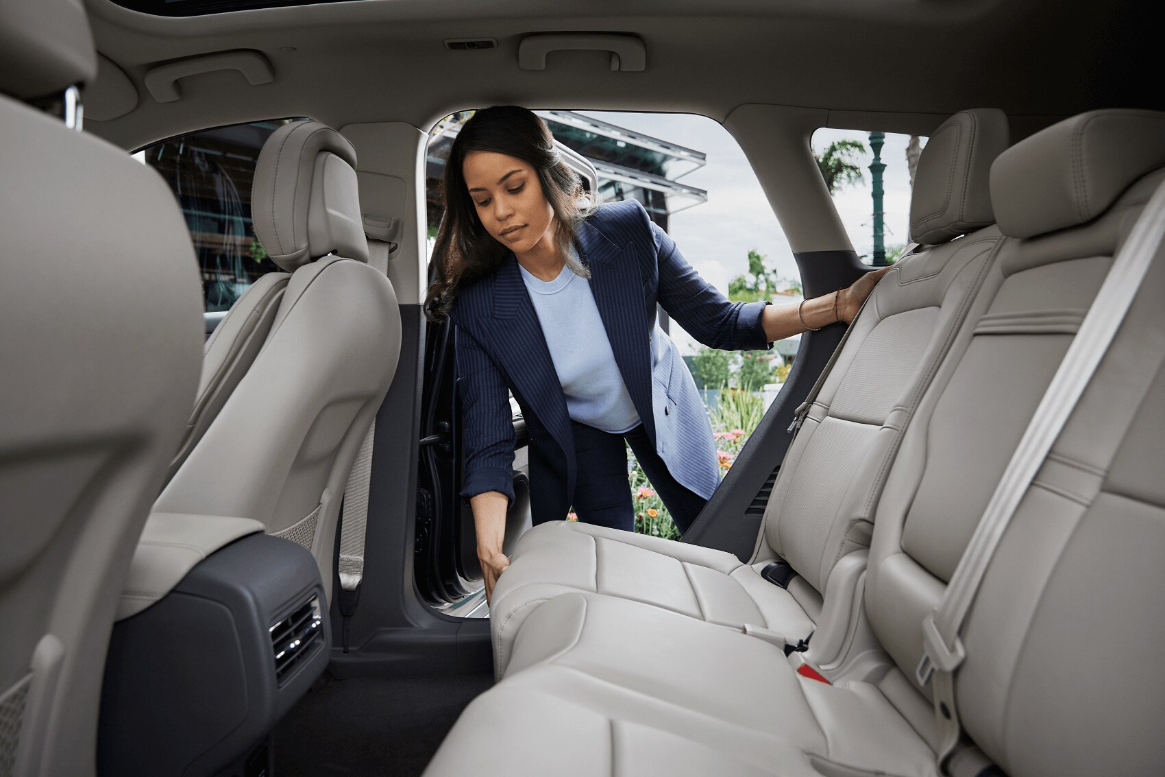 Lincoln Corsair Interior