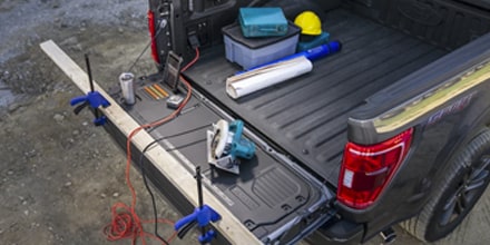 TAILGATE WORK SURFACE
