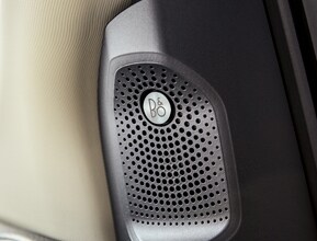 B&O SOUND SYSTEM BY BANG & OLUFSEN