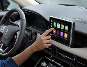 SYNC 3 APPLINK WITH Apple CarPlay COMPATIBILITY