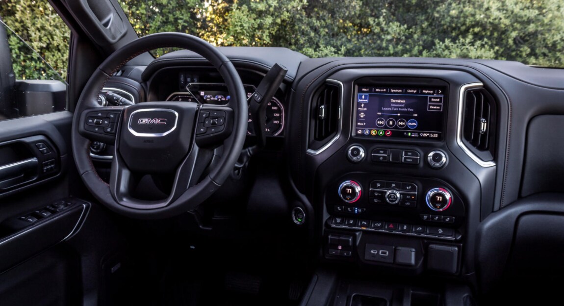 2022 GMC Sierra 2500 Interior