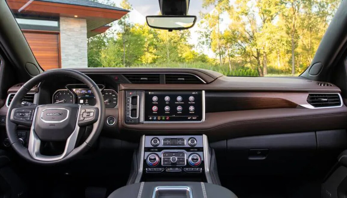 2022 GMC Yukon Interior