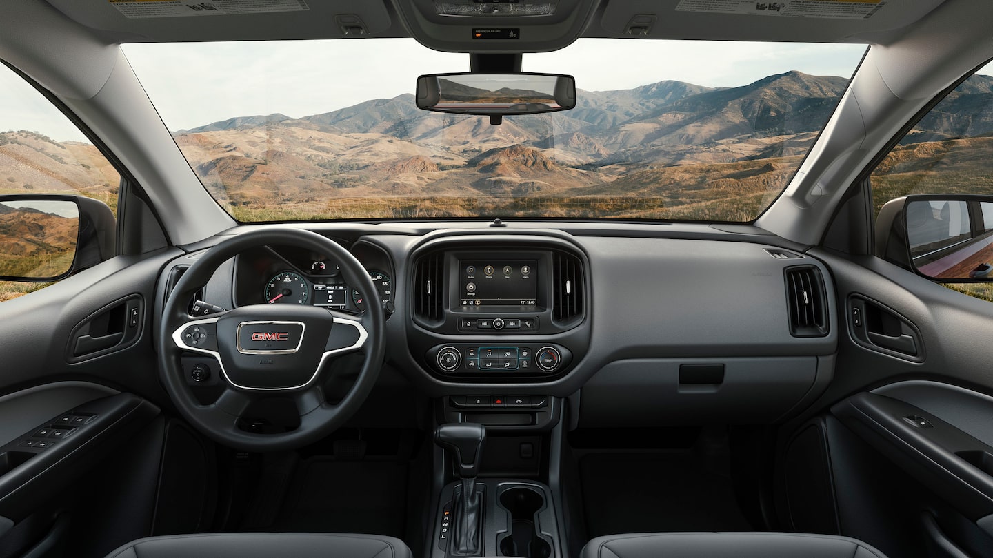 2022 GMC Canyon Interior.jpg