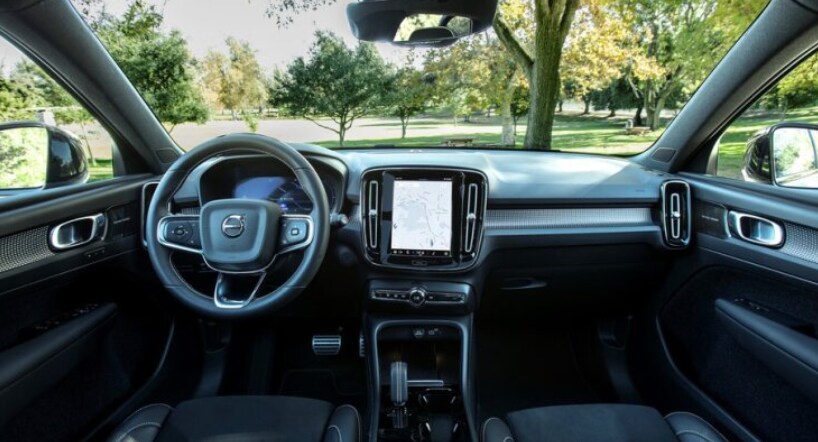 2022 Volvo XC40 Interior