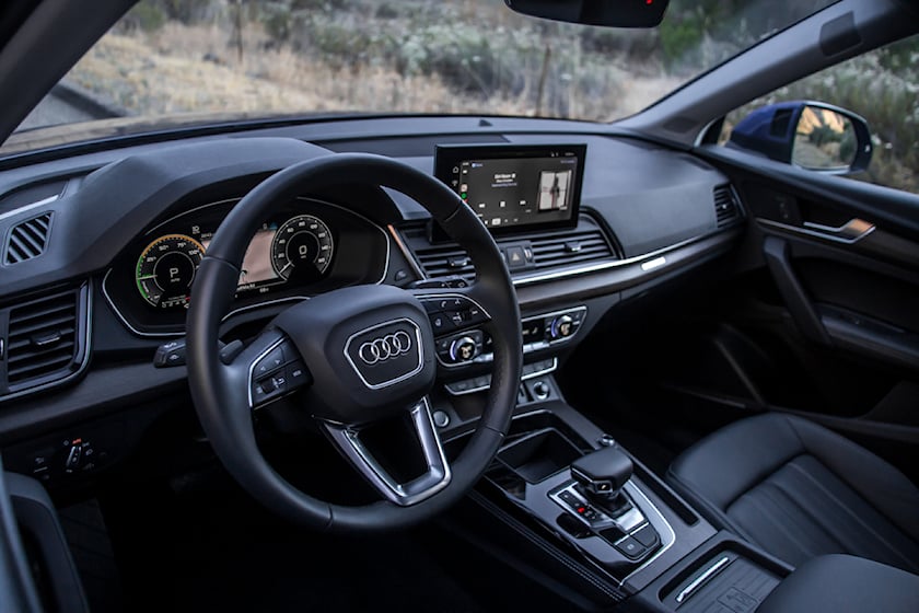 2022 Audi Q5 Interior.jpg