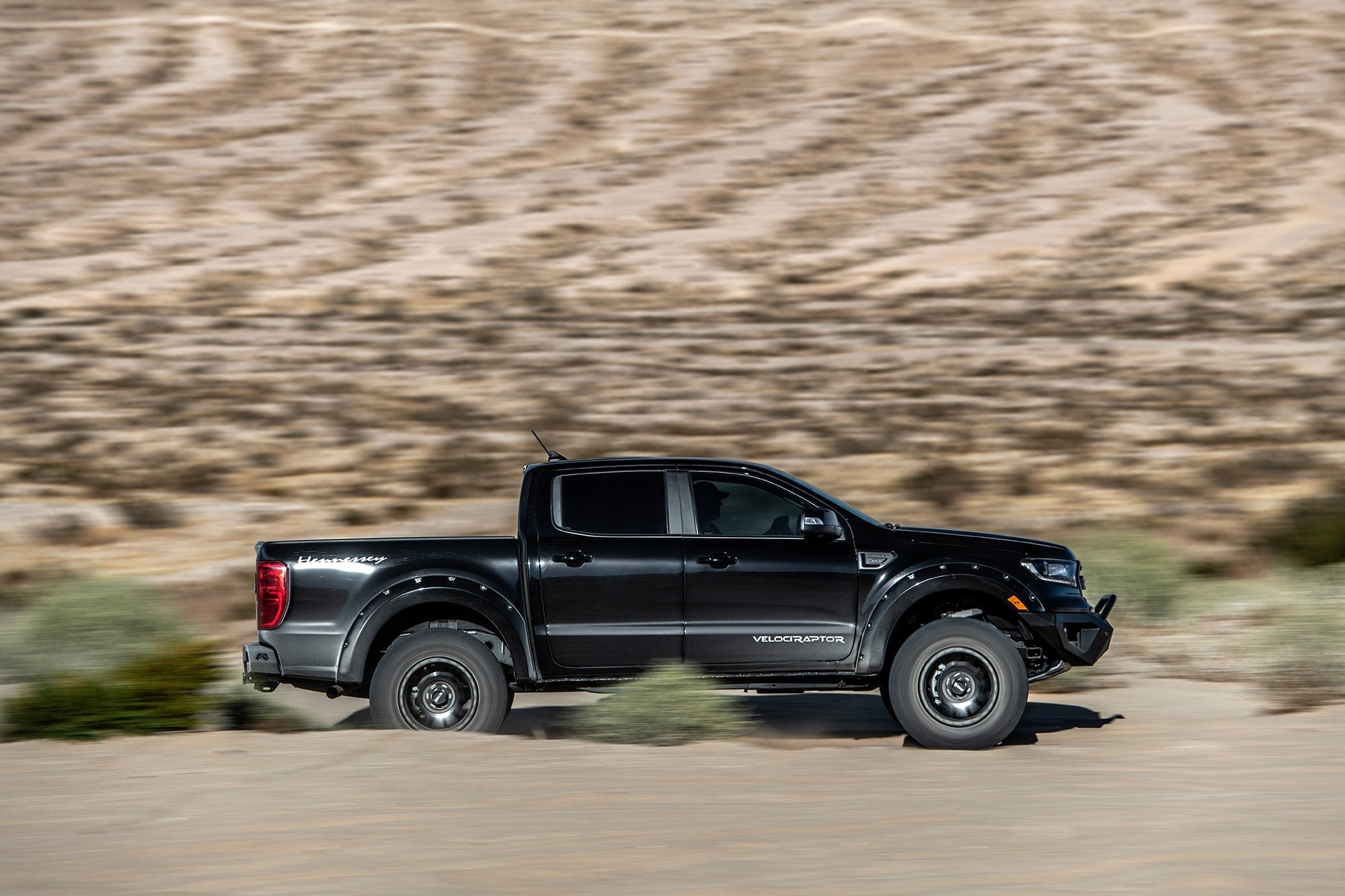 Hennessey-Velociraptor-Ranger-Johnson-Valley-5-min.jpg
