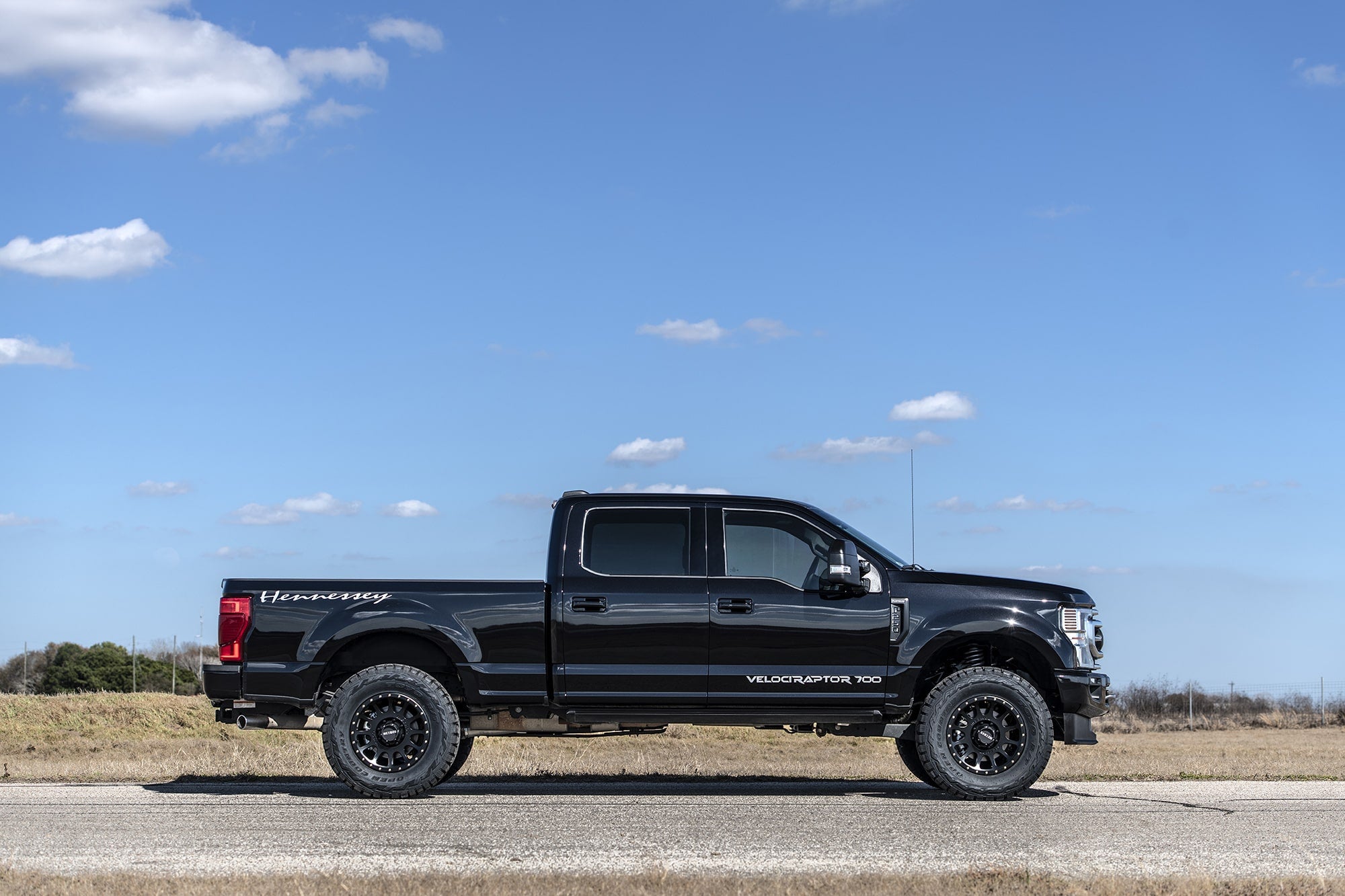 Hennessey-F250-VelociRaptor-700-3-min.jpg