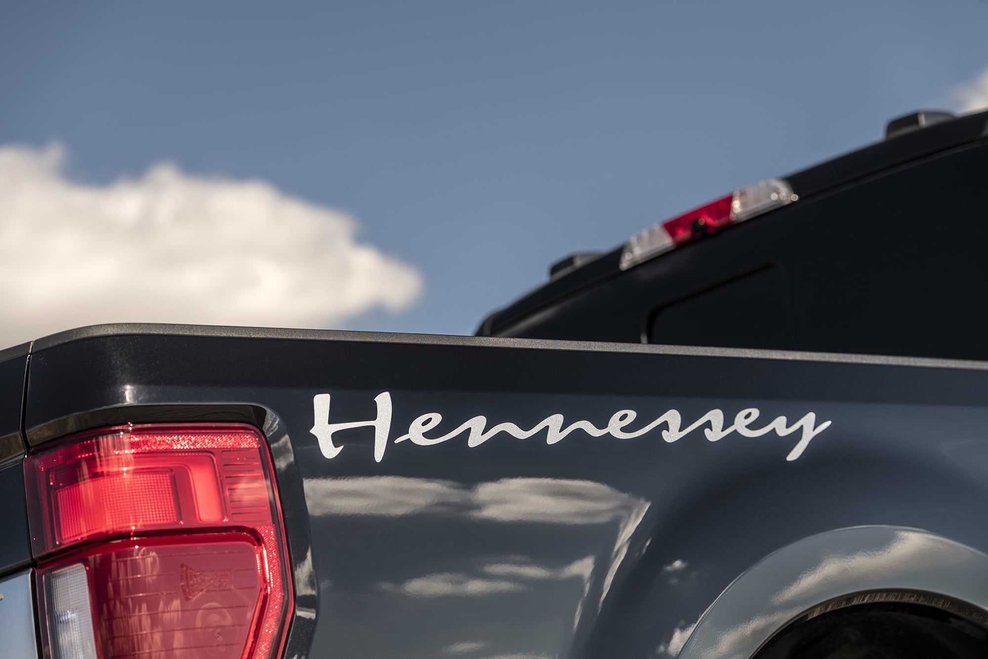 Hennessey-F250-VelociRaptor-700-15-min.jpg