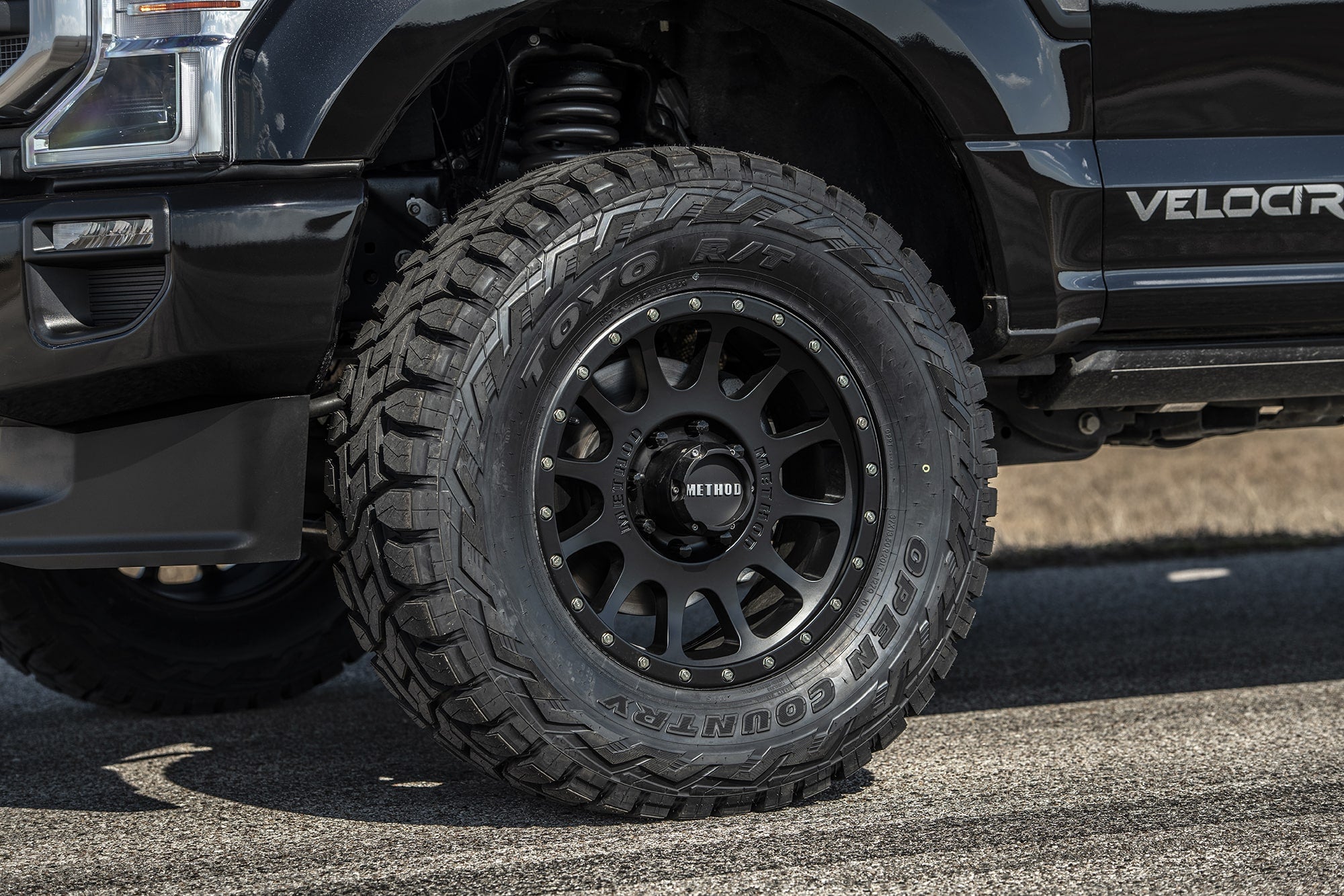 Hennessey-F250-VelociRaptor-700-10-min.jpg