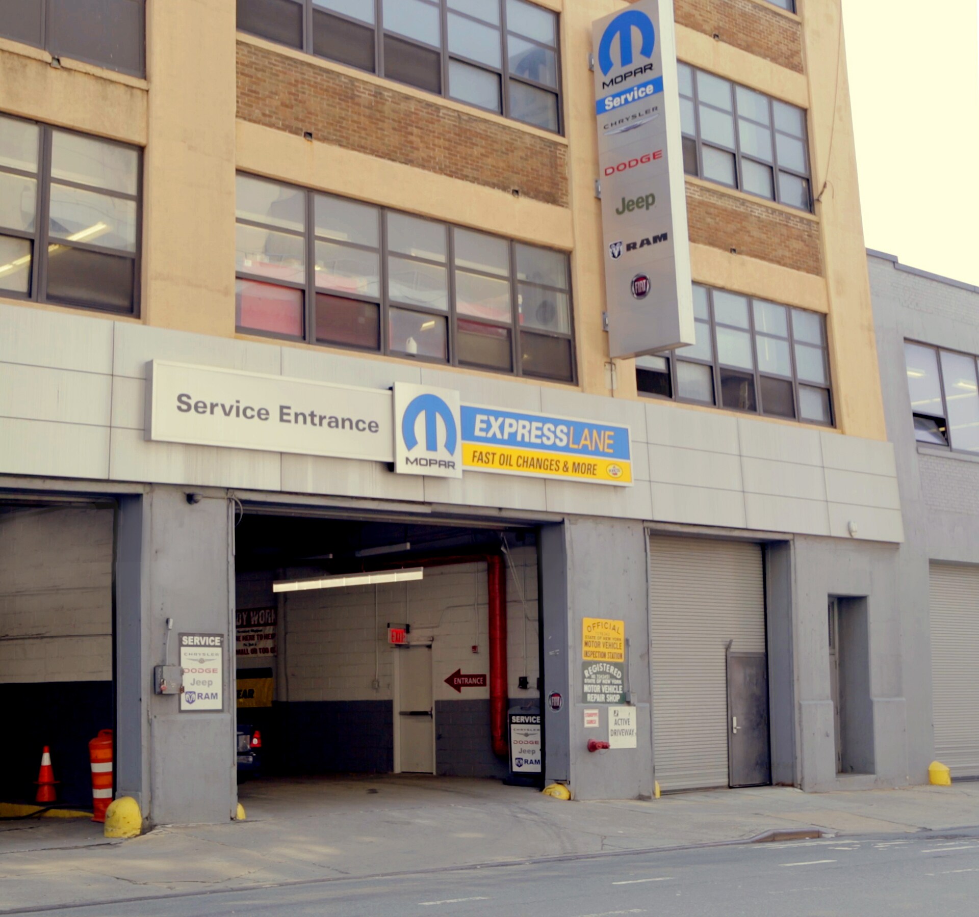 Manhattan_ServiceCenter.jpg