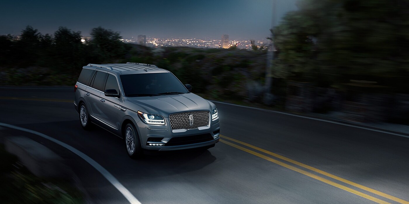2021 Lincoln Aviator Competitive Comparisons 2021 Lincoln Aviator Competitive Comparisons