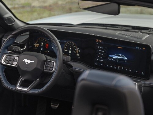 2025 Ford Mustang dash