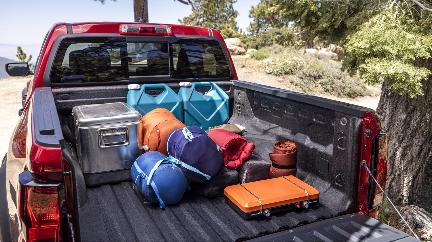 2026 Chevrolet Colorado truck bed and tailgate.