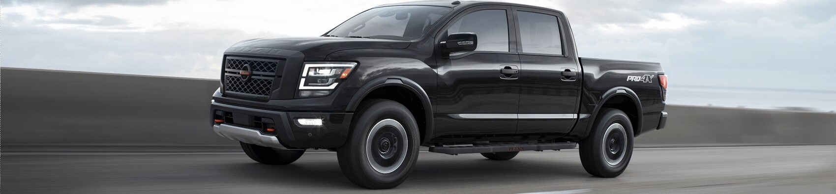 2021 Nissan TITAN Review