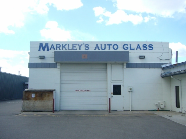 Glass shop Exterior (640x480).jpg