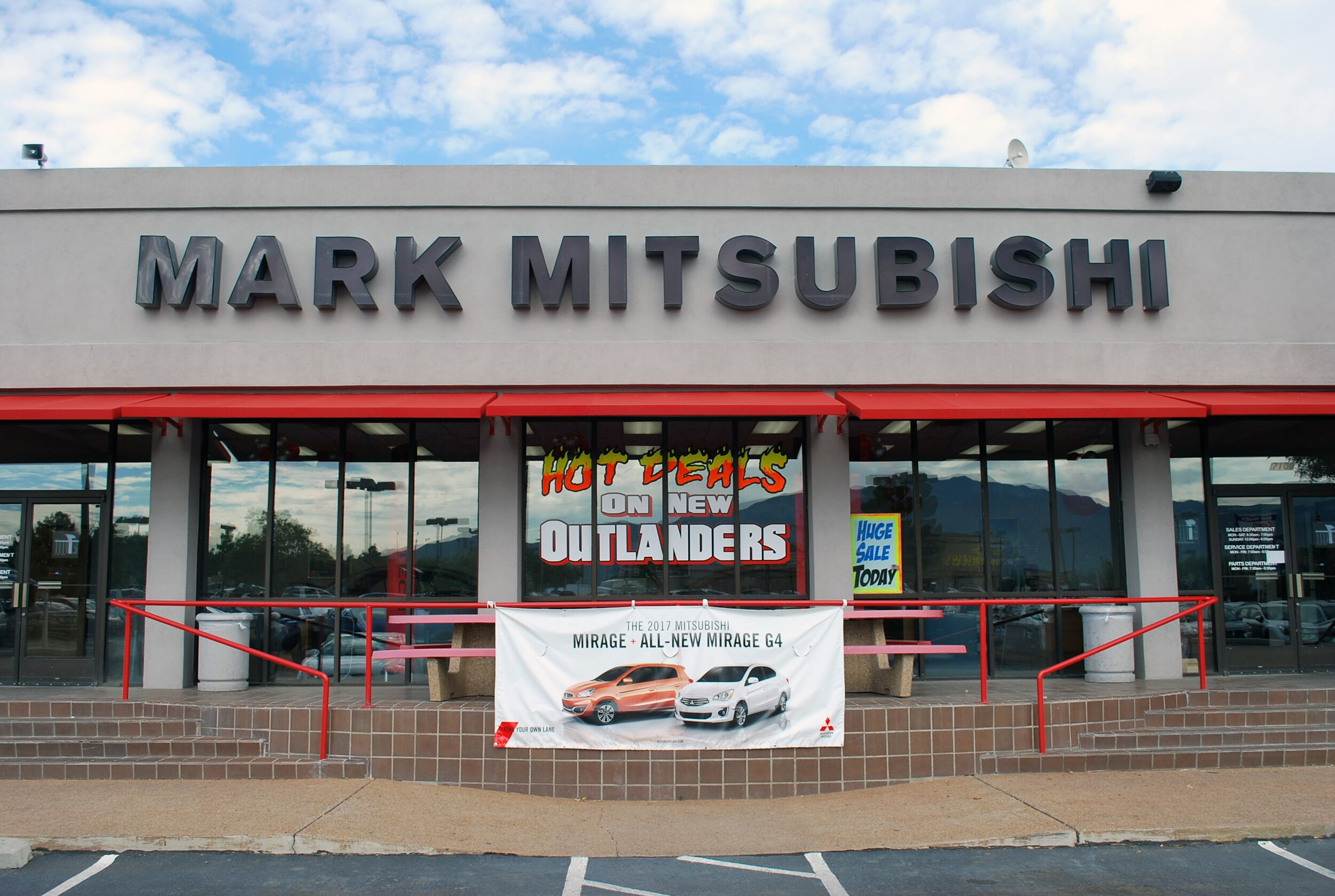 Mark Mitsubishi Serving A