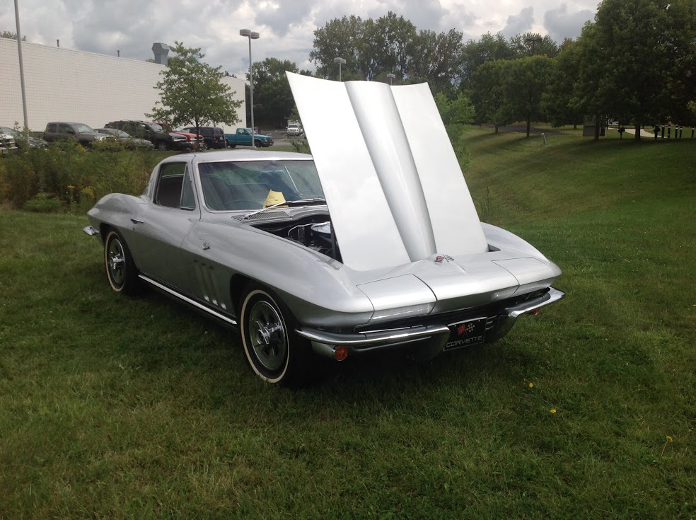 64vette.JPG