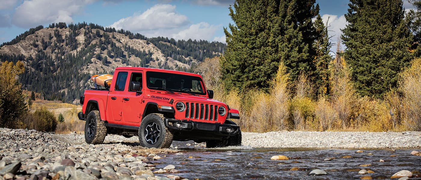 2020 Jeep Gladiator 2020 Jeep Gladiator driving in water