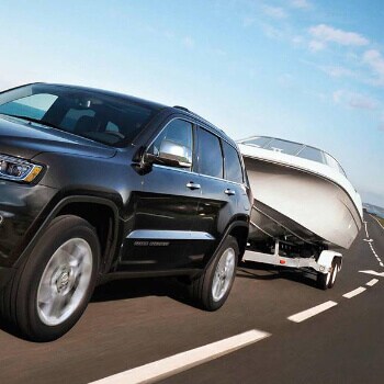 Jeep Grand Cherokee Towing Boat