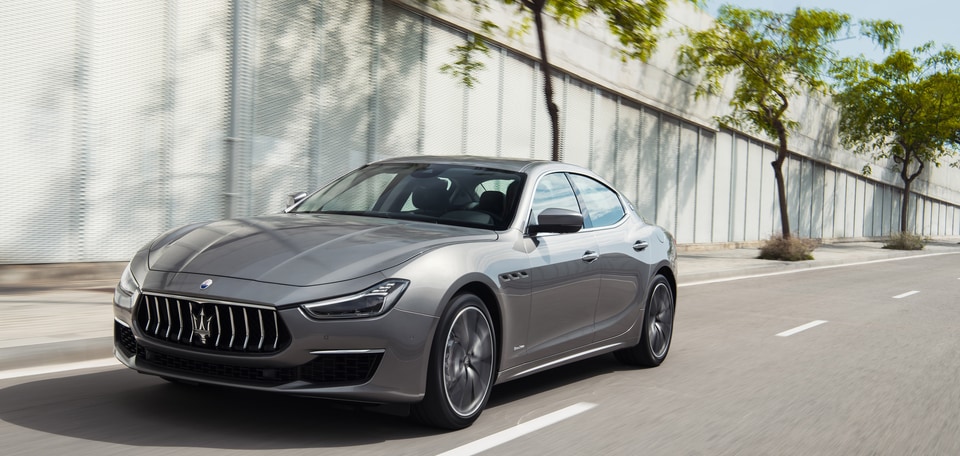 2019-Maserati-Ghibli-Ghibli-GranLusso-Sedan-L01.png