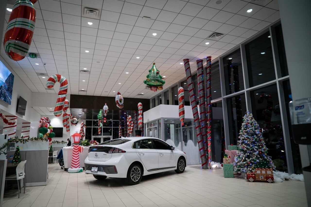 xmas showroom.jpg