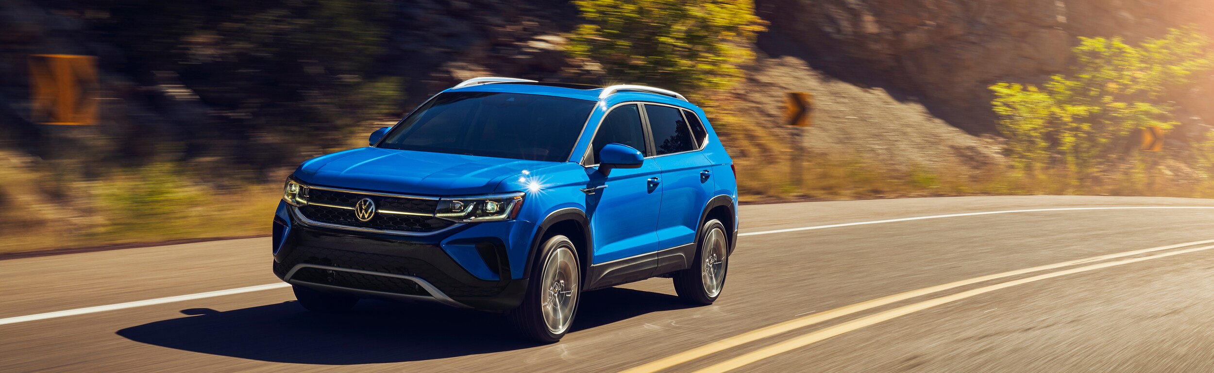 2022-Volkswagen-Taos-SEL-SUV-L02.png