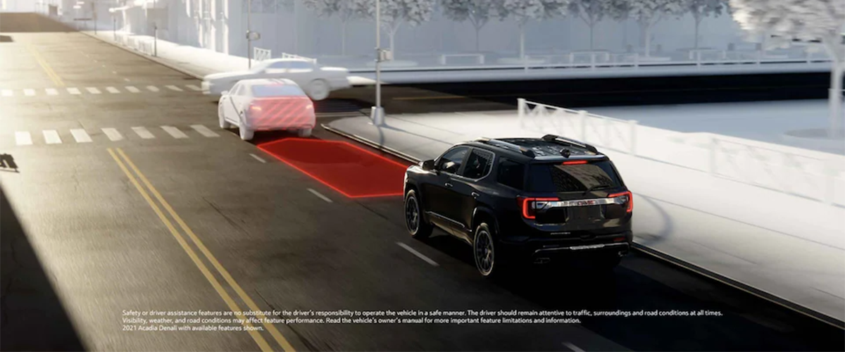 2022-acadia-forward-collision-alert-and-automatic-ermergency-braking-sm.png