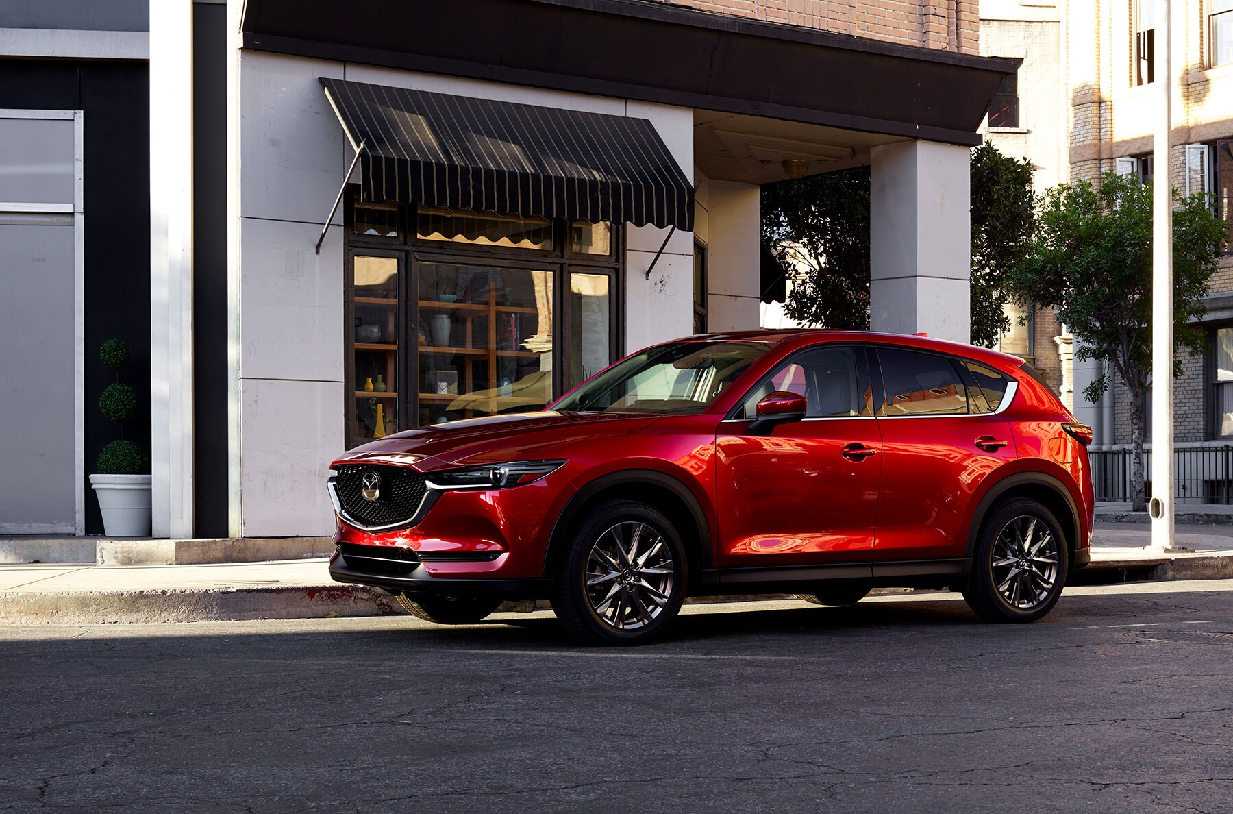 2021_CX-5_US_LHD_C31_HIGH.jpg