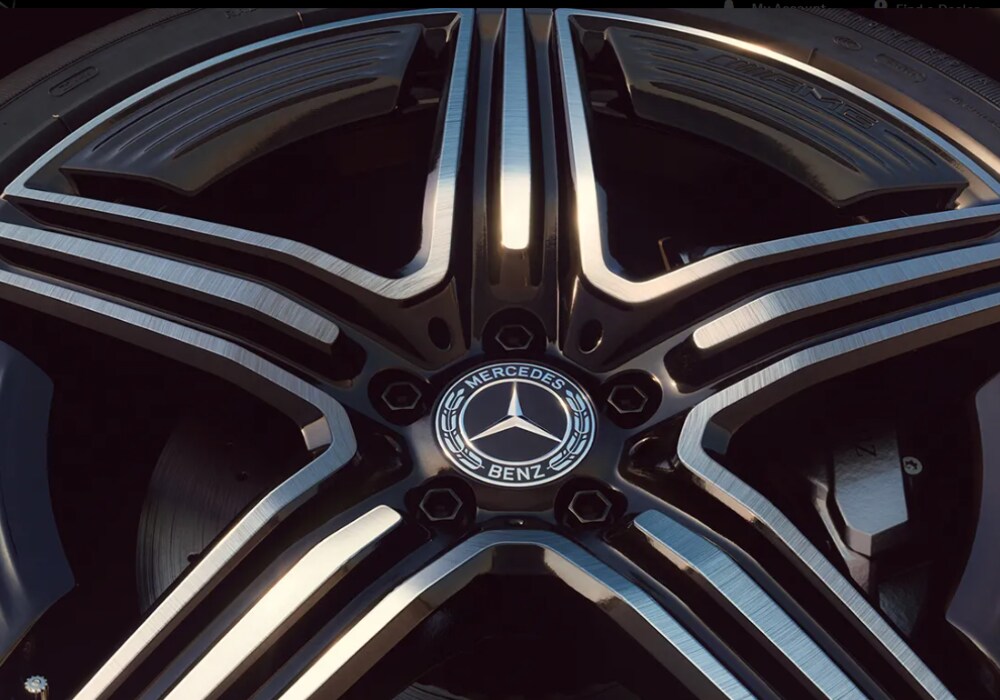 mercedes-benz-glc-service-accessories.png Close up shot of a Mercedes-Benz GLC wheel
