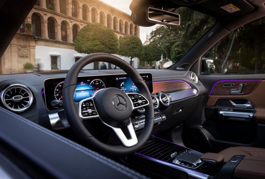 GLB2.jpg 2020 Mercedes-Benz Front Seat