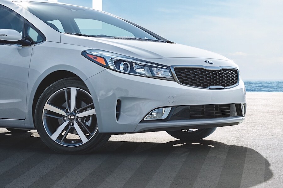Kia Forte vs Hyundai Elantra