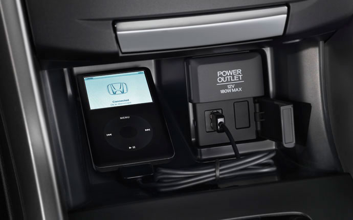 2015-honda-accord-sedan-usb-audio1-b.jpg