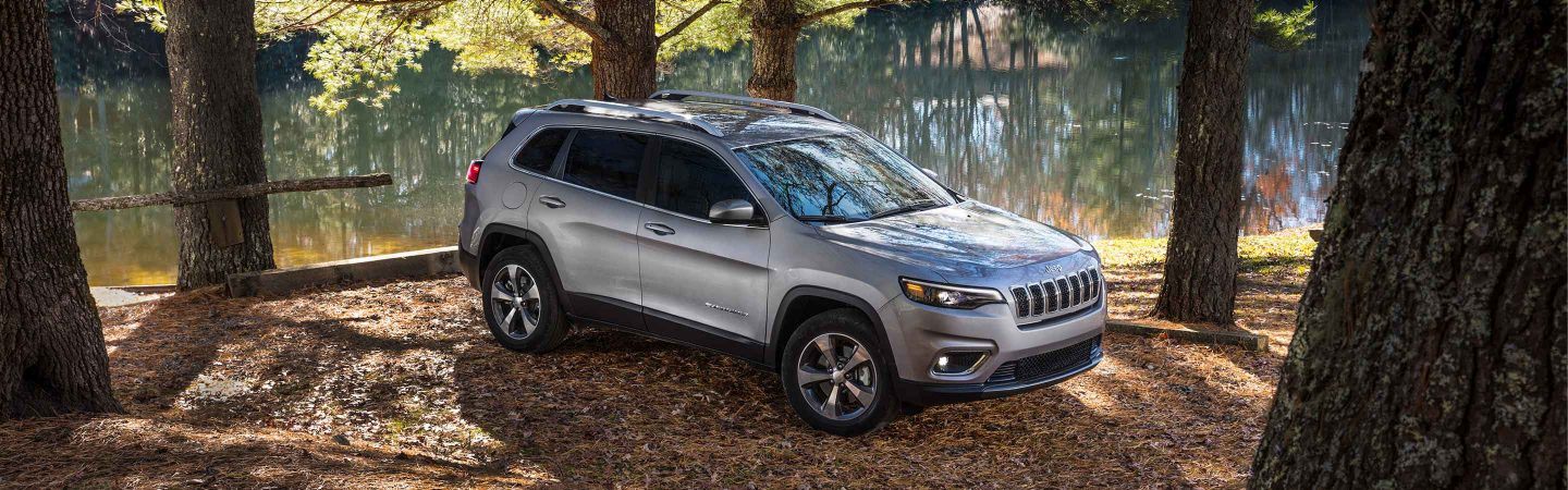 2019-Jeep-Cherokee-Limited-Overview-Exterior-Design.jpg.image.1440.jpg