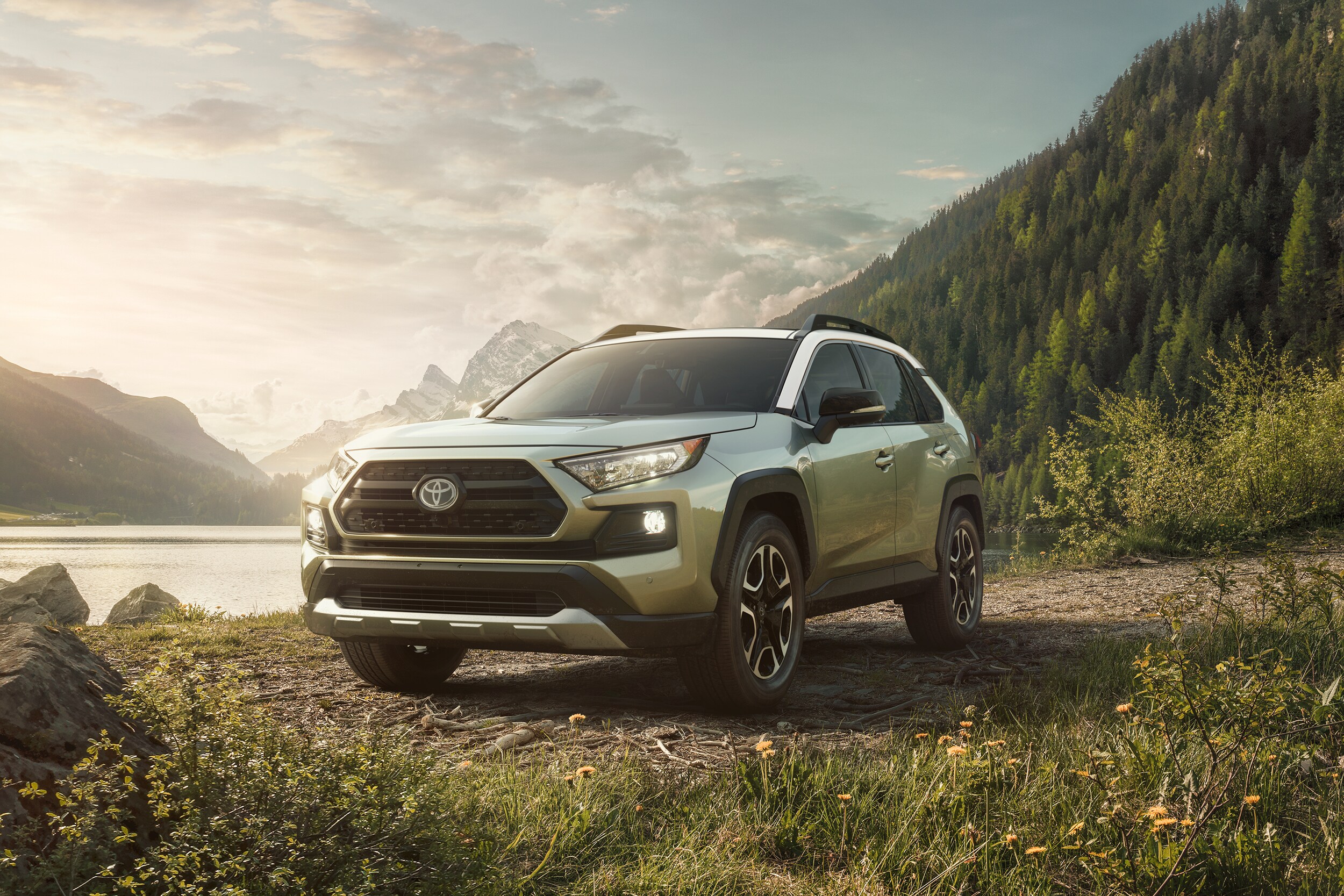 2019-Toyota-RAV4-Adventure-SUV-L02.jpg New Toyota RAV4 at the lake