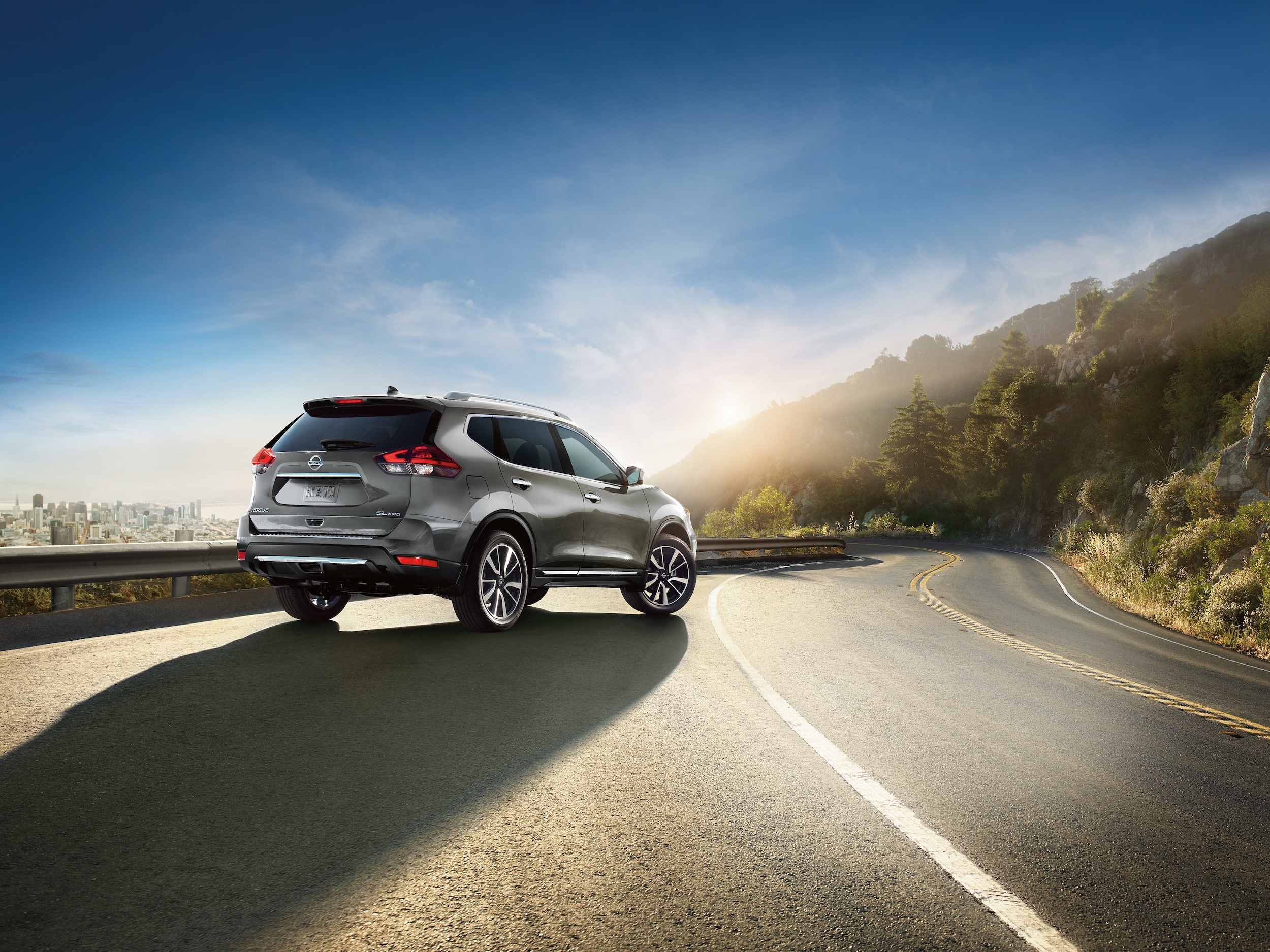 2019-Nissan-Rogue-SL-AWD-SUV-L05.jpg New Nissan Rogue on the highway