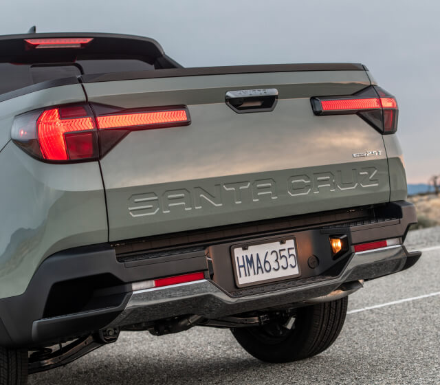 2025 Hyundai Santa Cruz Limited Rear View