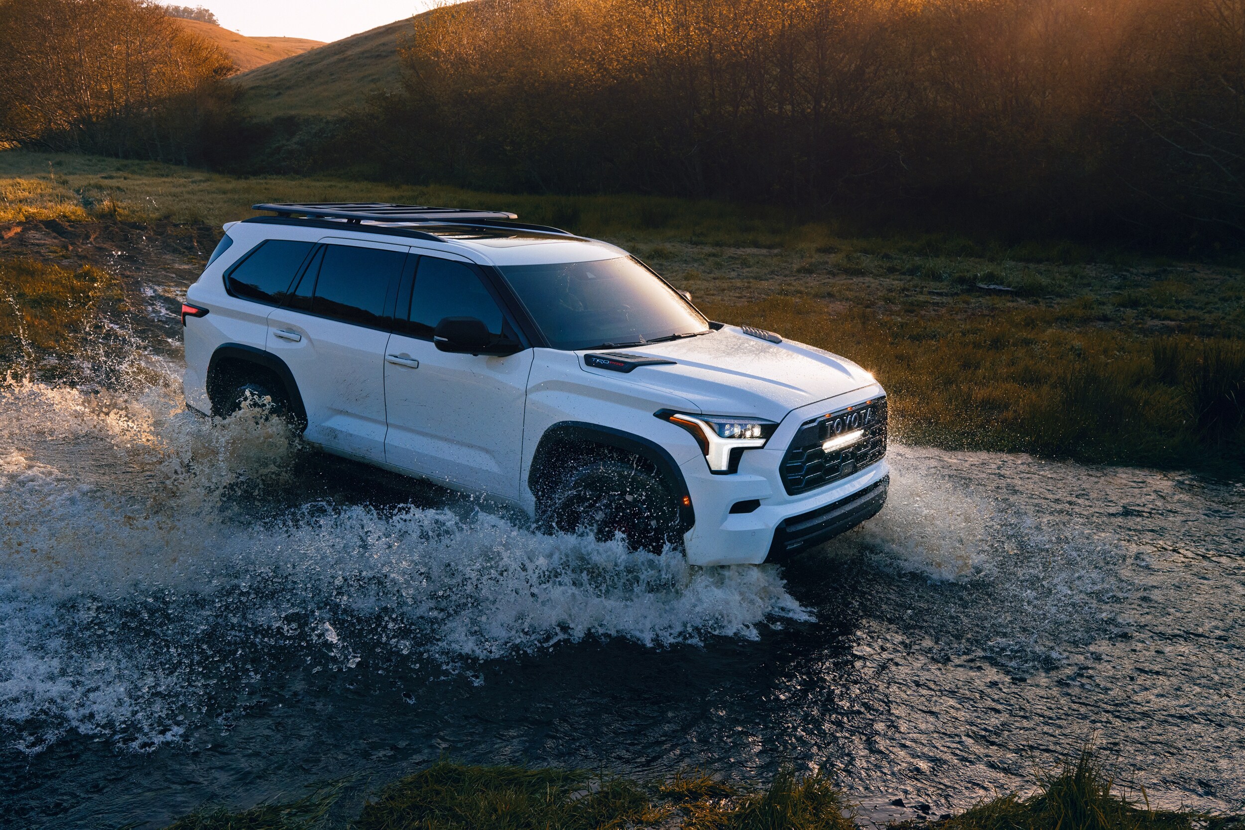2023-Toyota-Sequoia-SUV-L01.jpg