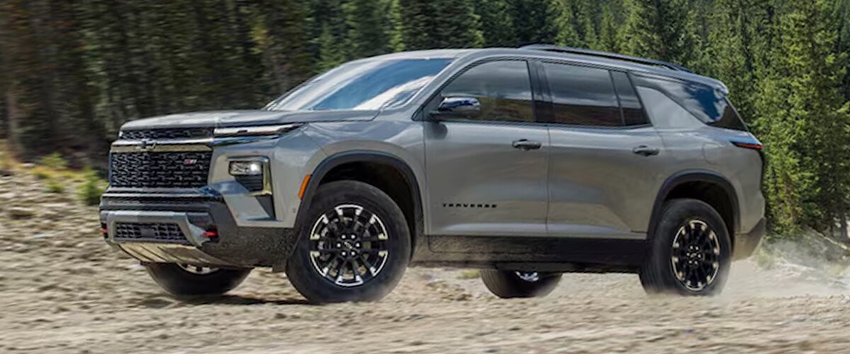 2025 Chevy Traverse Driving