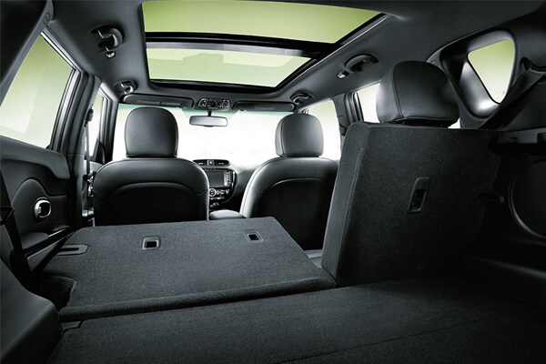 2019 Kia Soul Interior back seat 60/40 split folding storage