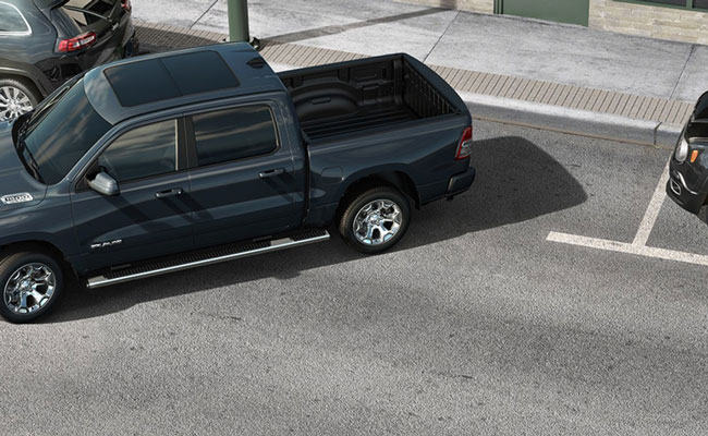 Guided Parking in the 2019 Ram 1500