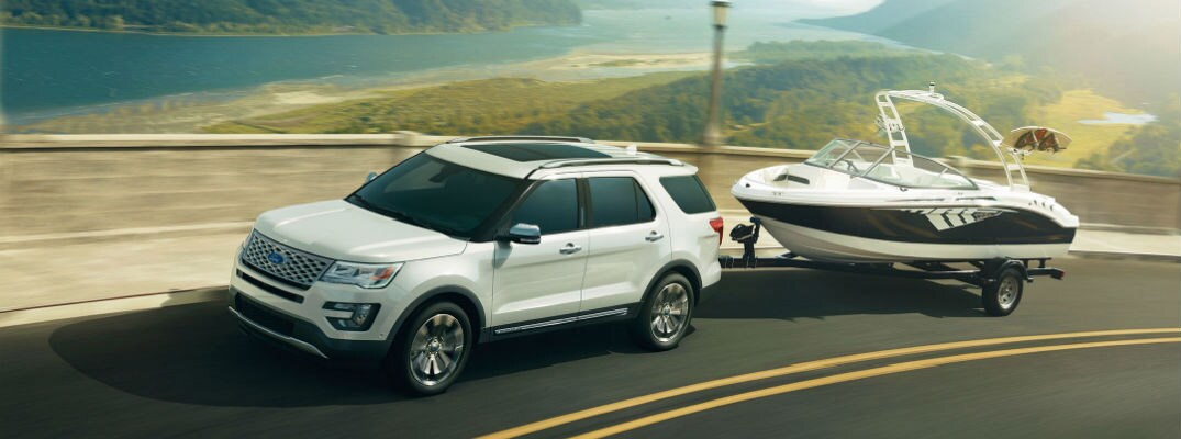 2017 explorer towing a boat