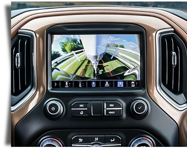 2020 Chevy Silverado Rear View Camera preview the trailer behind it